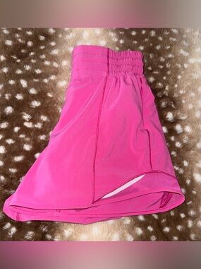lululemon hotty hot shorts